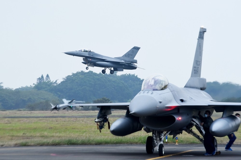 美國眾議員關切台灣的F-16戰鬥機能否如期升級戰力。（資料照片，張哲偉攝）