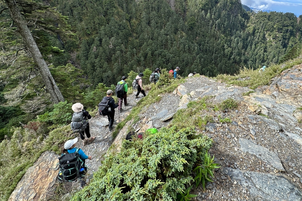 玉山國家公園也被列入禁菸範圍，總計有169景點禁止吸菸。（取自玉山國家公園 臉書）
