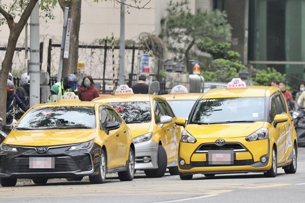 睽違16年，台北國際航空站表示，將在2024年恢復收取「停留服務費」。（資料照片／王侑聖攝）
