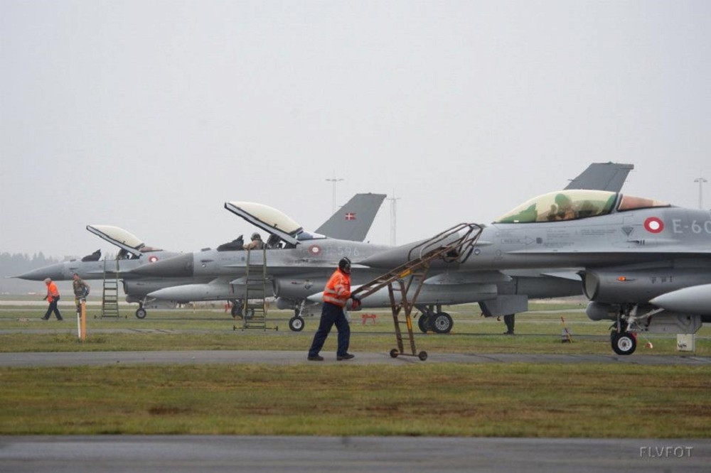 菲律賓阮囊羞澀，有意積極爭取獲得丹麥退役二手機或獲得FMF援助採購新機。圖為已退役的丹麥F-16機隊。（取自丹麥皇家空軍）