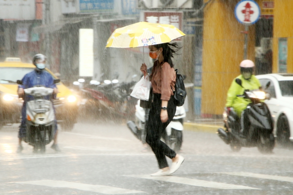 賈新興表示，台灣的梅雨季從這周開始已結束了。（資料照片／王侑聖攝）