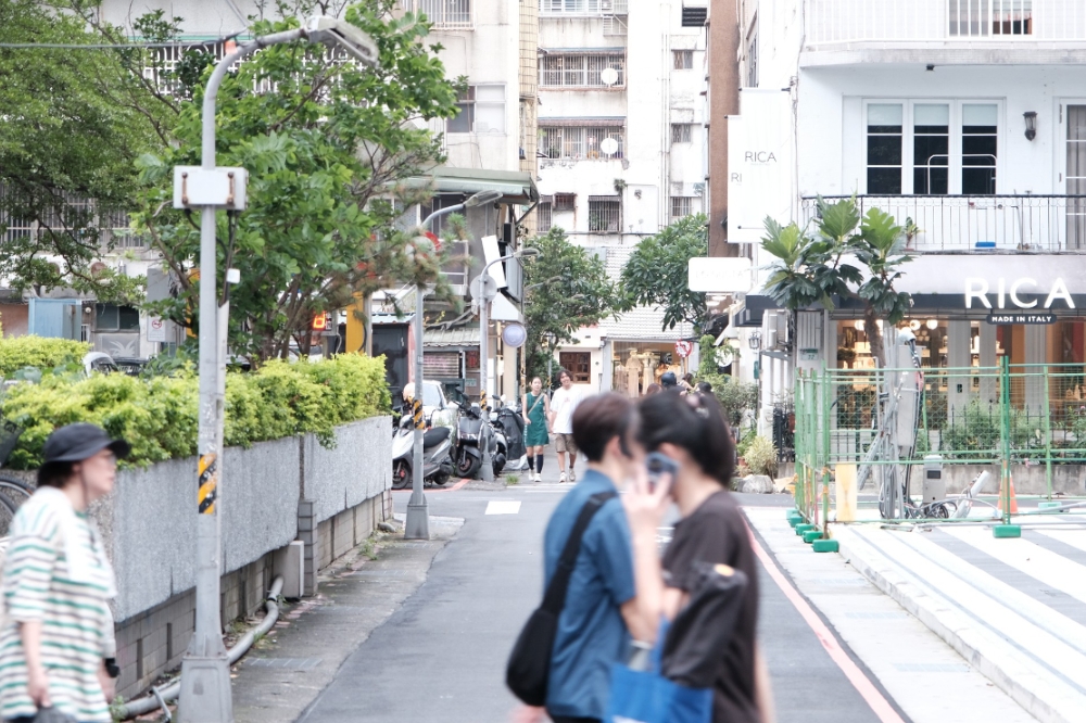 中山商圈近期多間店家被檢舉，北市府要求2個月改善，否則就勒令停業。（取自南西商圈不分手宣言粉專）