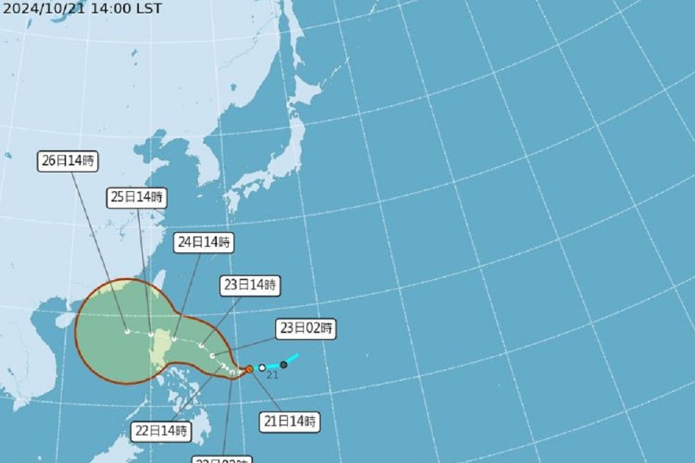 熱帶性低氣壓TD24最快今天可增強為今年第20號颱風「潭美」。（氣象署提供）