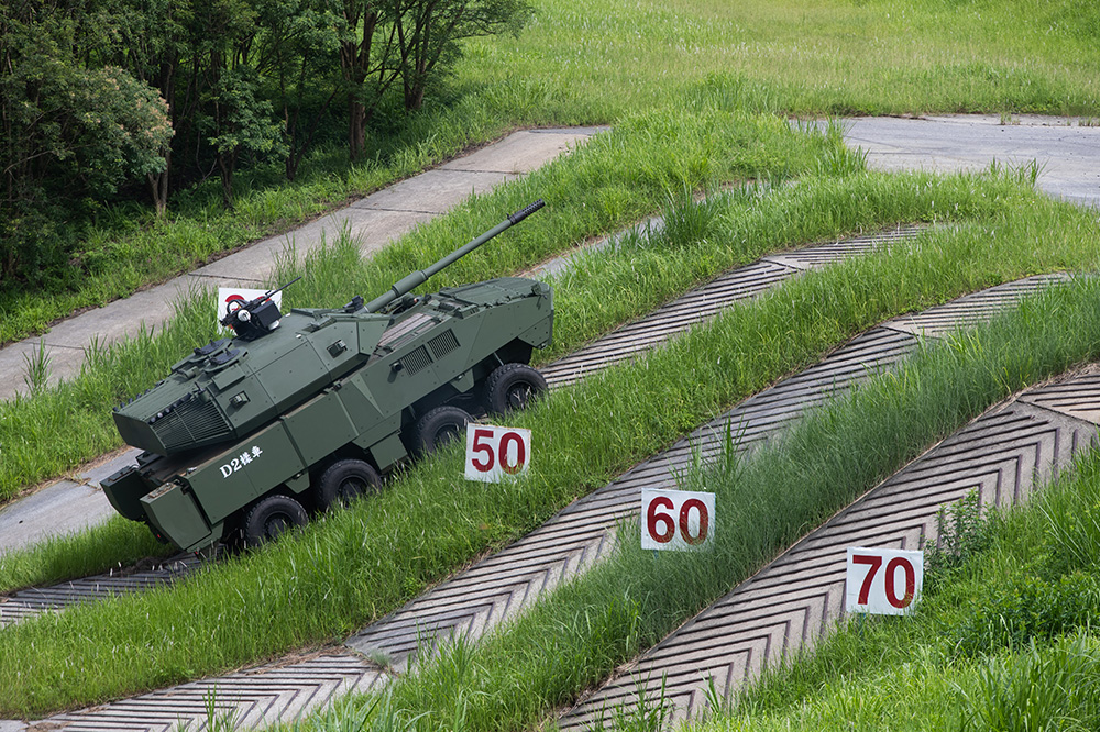 國造「105公厘雲豹戰砲車」來了　具美軍M1A2T戰車相同「獵殲」功能