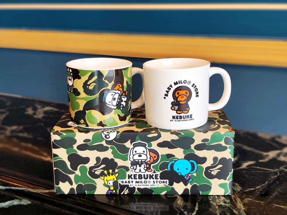 BAPE 聯名手搖飲！可不可熟成紅茶 × BABY MILO 推全新飲品、中秋禮盒等周邊商品　滿額贈磁鐵盲包