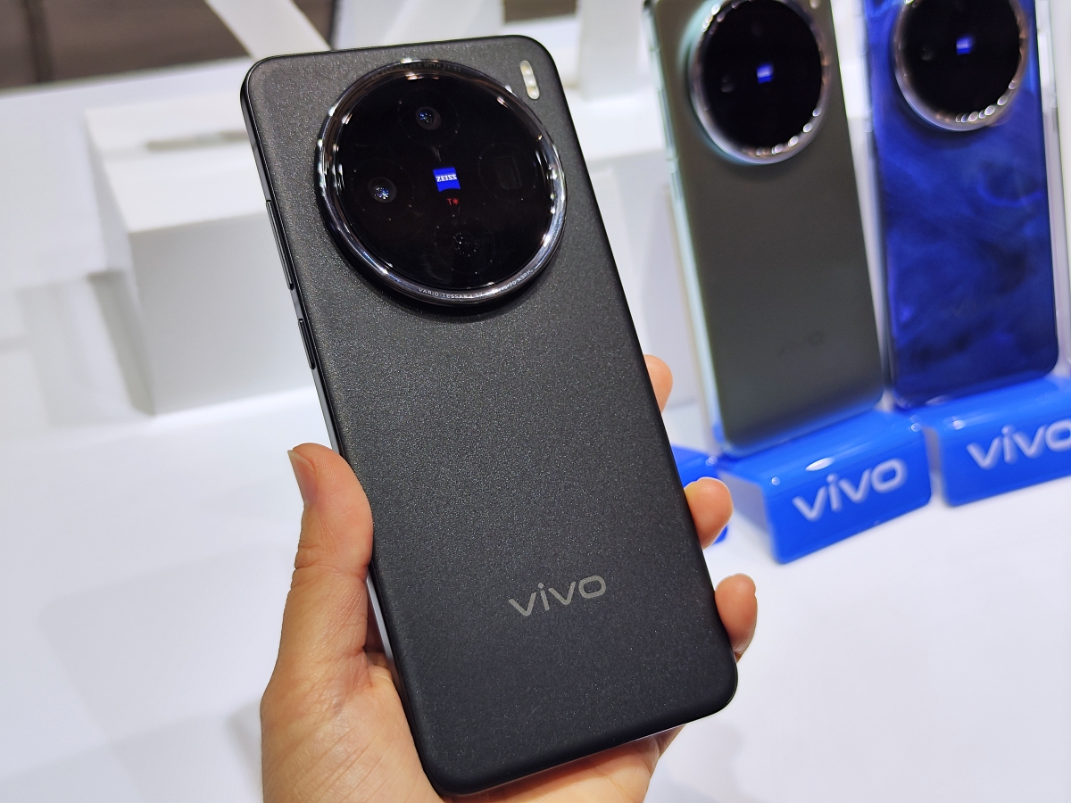 vivo X200 辰夜黑